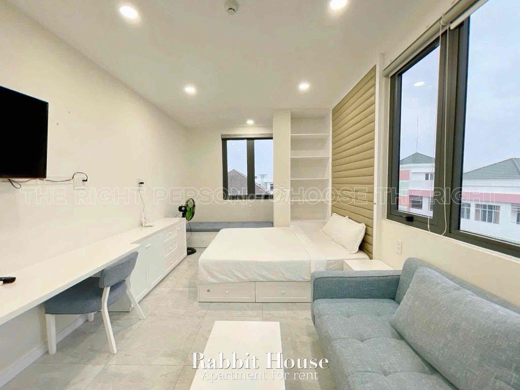 Rent the open window apartment in Cầu Ông Lãnh district 1