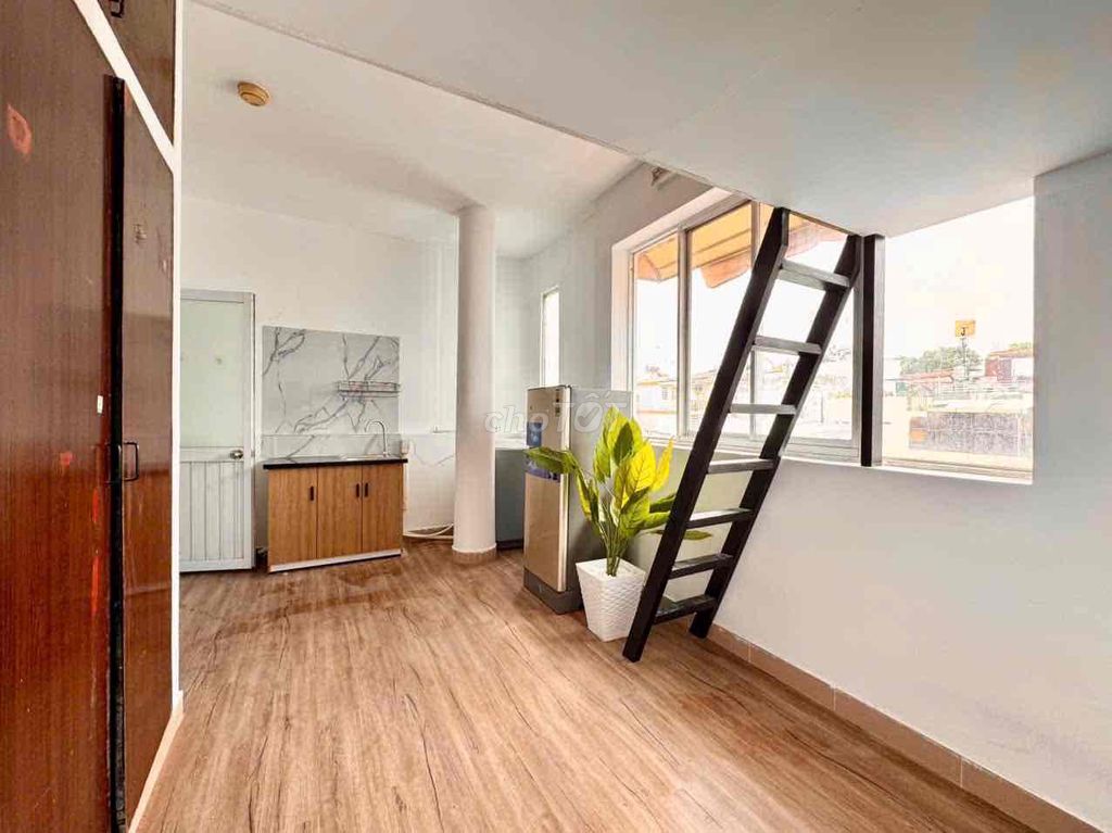 Rent room Full Seven, have a seat, near University ueh District 10