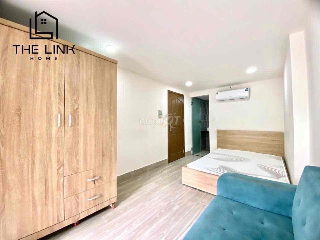 The owner of a single bedroom is Ung Văn Khiêm - near Im81 - private washing machine