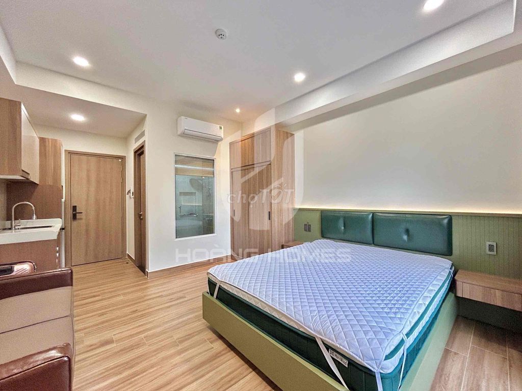 Rent an apartment near global City.