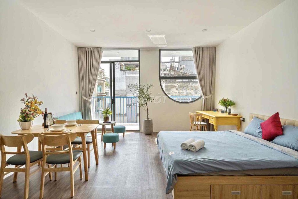 Rent a new balconies 100% north coastal residence.