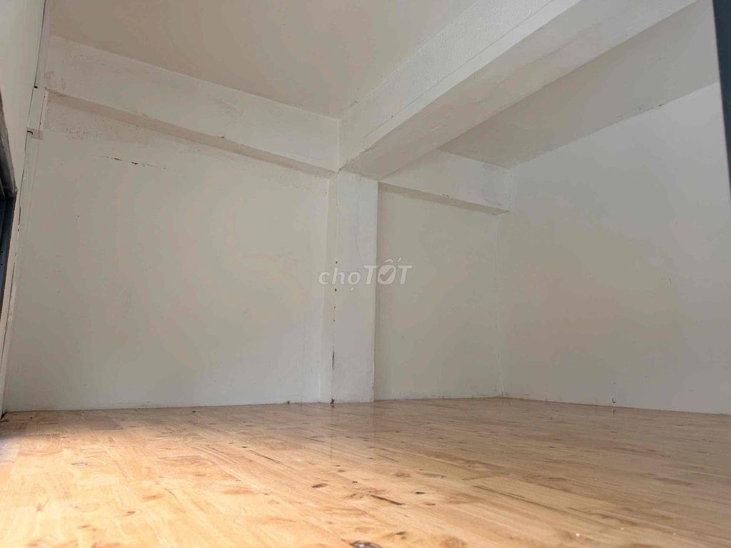 [Student Room]