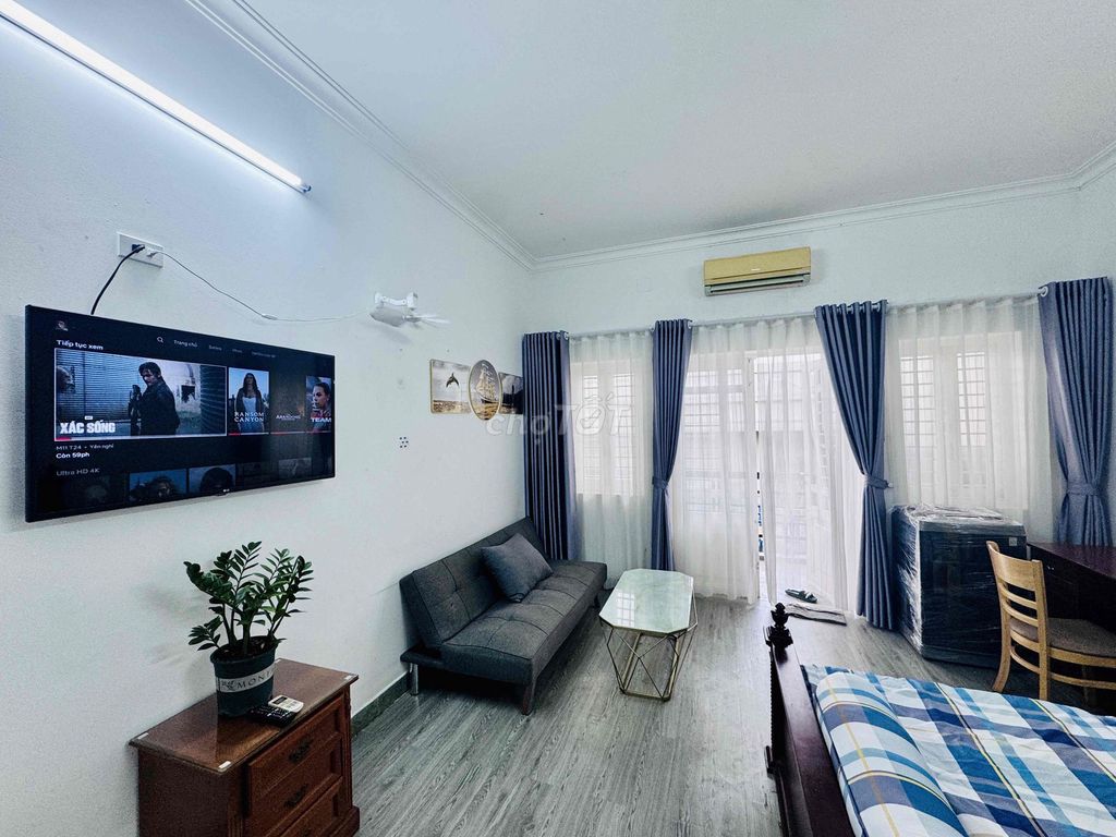 The dv 50 m2 Full apartment has its own kitchen balconies near the airport 7 million a month