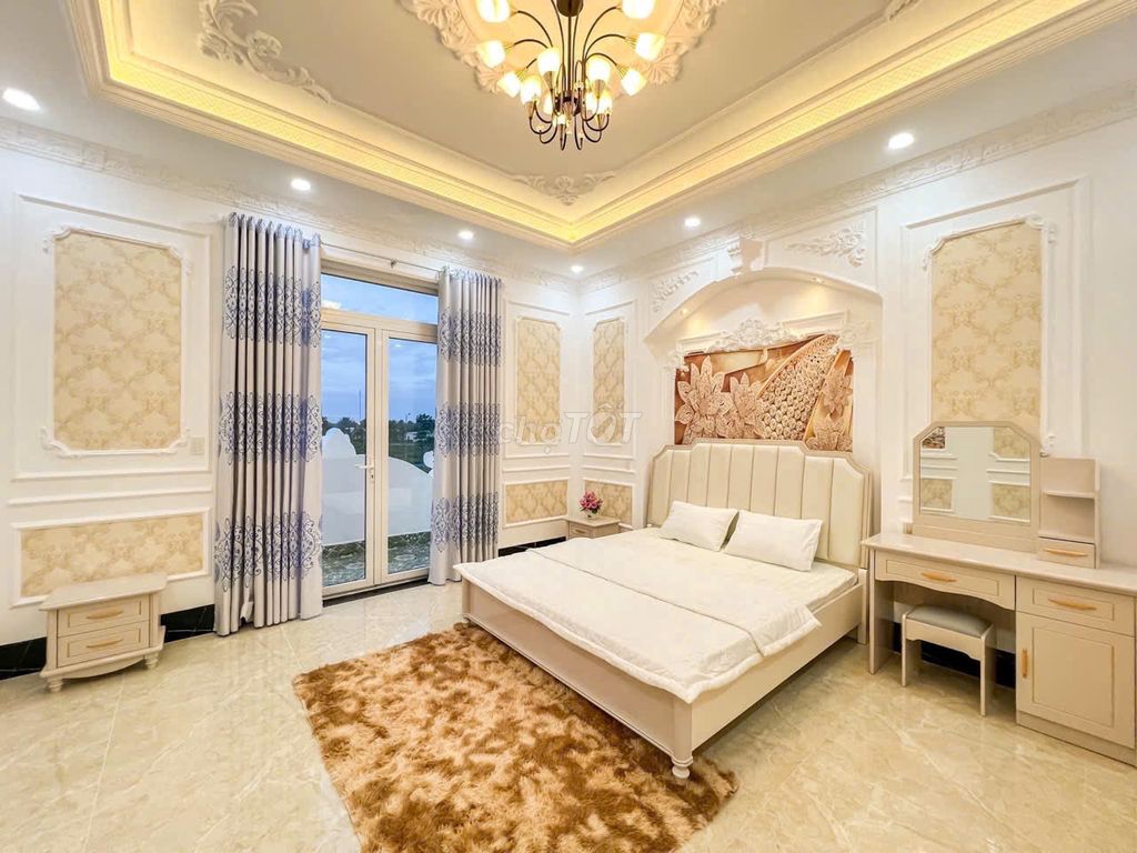 Rent a new house on 3rd, APhổ Quang, 1802, Q. Tân Bình