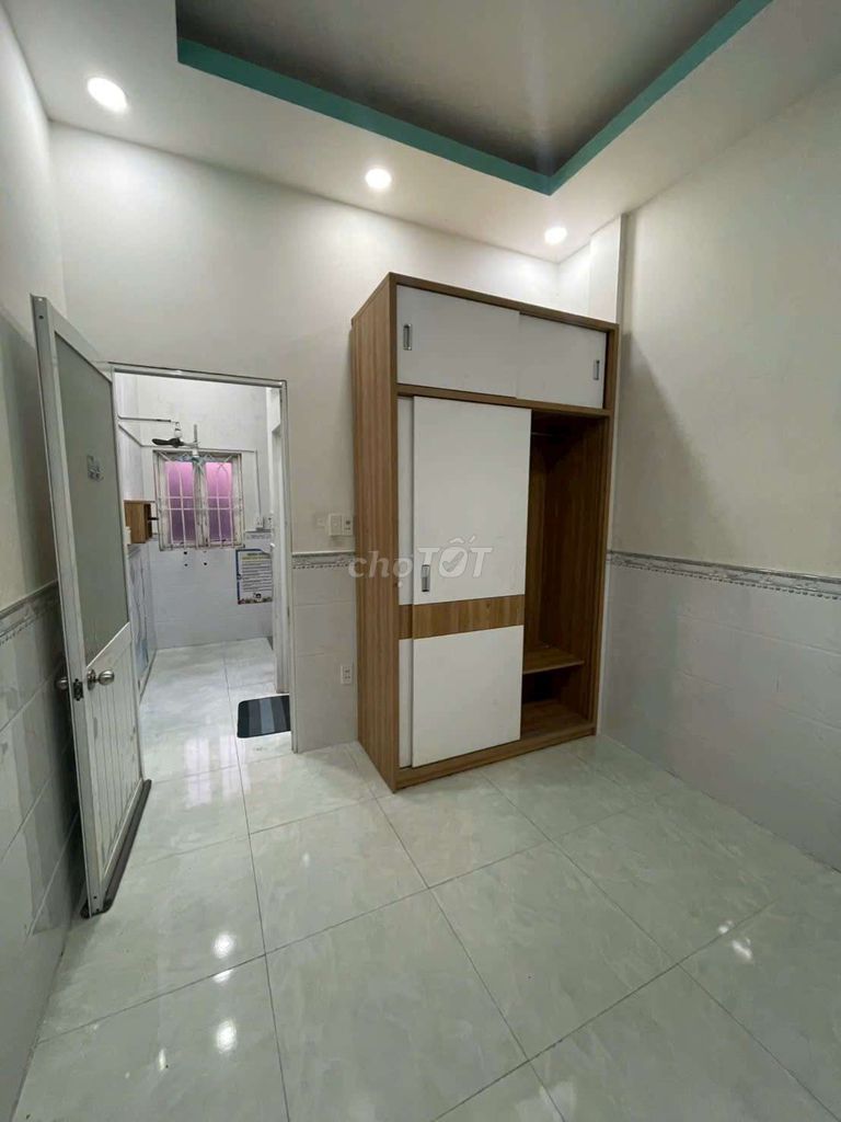 Two floors, two bedrooms, two toilets, 20th, Hiệp Bình Chánh Thủ Đức, 8 million and a half a hour.