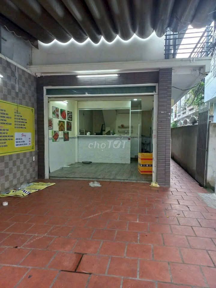 Ten million, renting the original apartment to Nguyễn Duy Cung. Gò Vấp