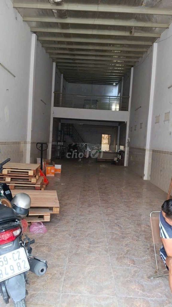 Home 5x27 m 135 m2 near Funky Park 8m Road