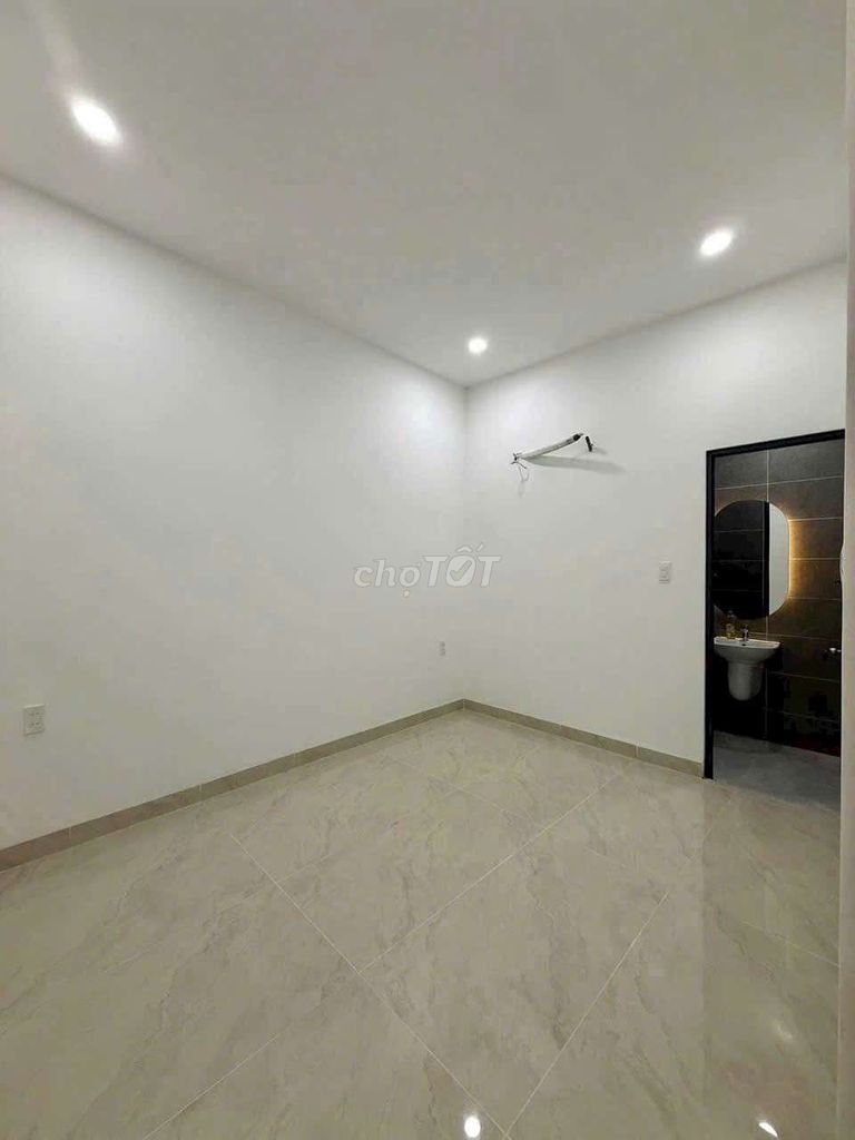 New building 4X25, truck alley, Phạm Văn Chiêu-7709.
