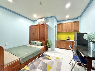 New room built 25 M2 right here in the protracted competition, academia University.