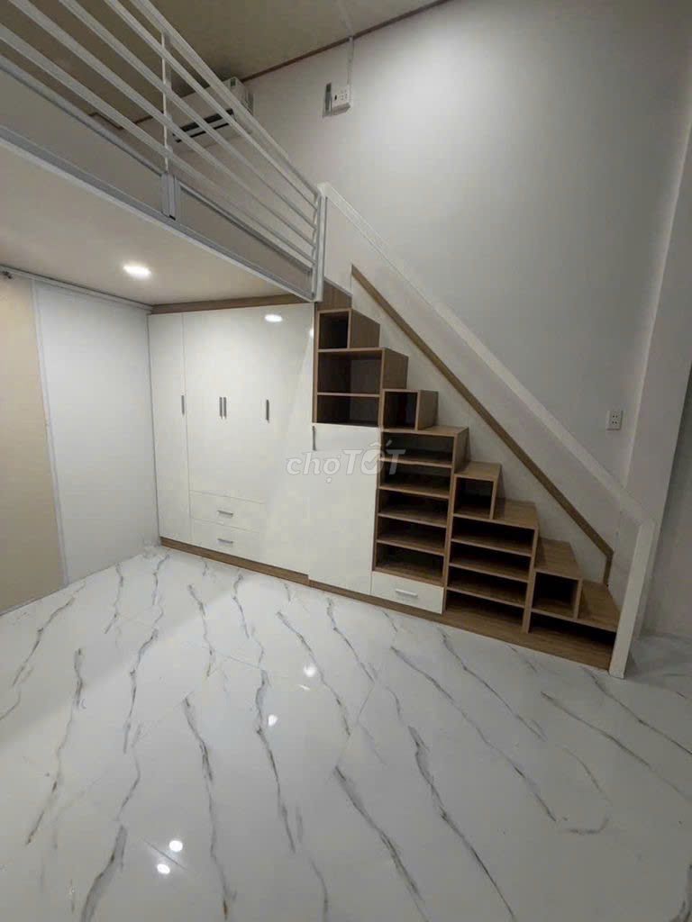 Rent a house on Số 1, 1801 10, Q. Tân Bình, 17 million.