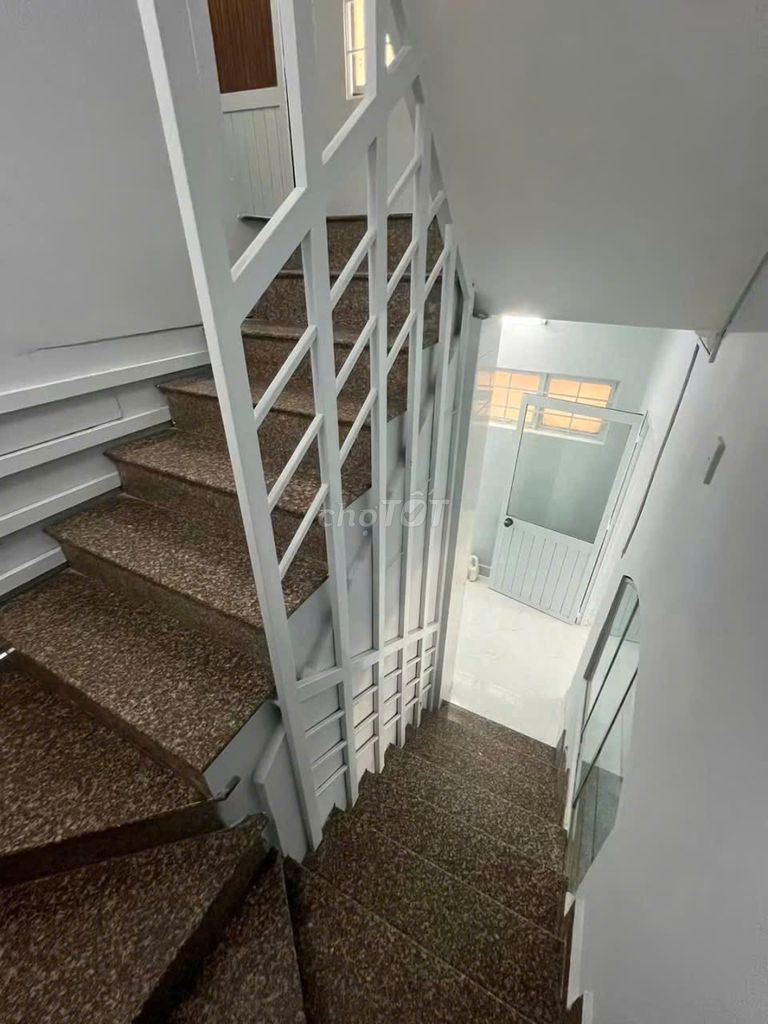 Hall 6 mM Lữ Gia, 4 x16 - 2 upstairs, 4 3 bedrooms 22 million
