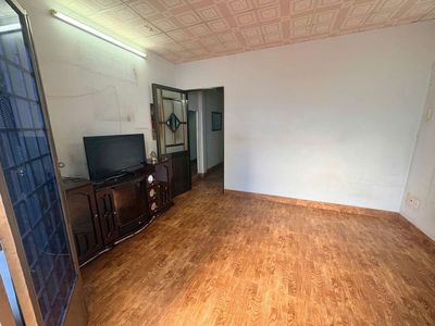 Months House-- 1 :1 .1 floor, 2 bedrooms 2 toilets, Carwayway, 8 million