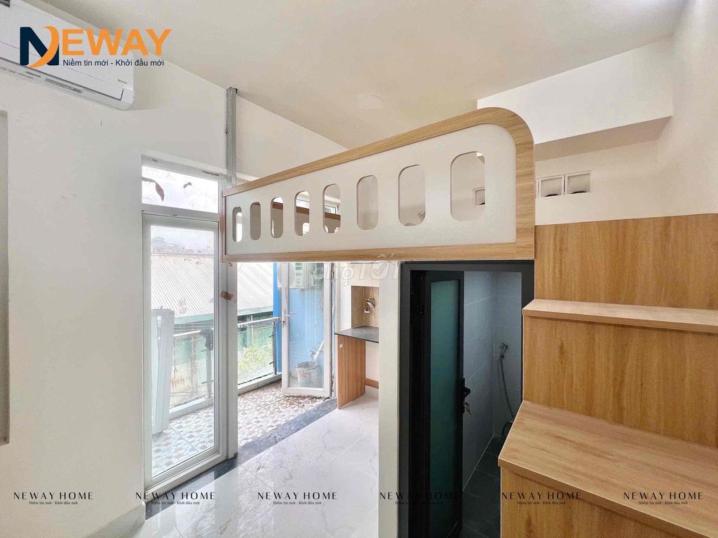 The END room is cheap full of extra balconies--near colars--nears