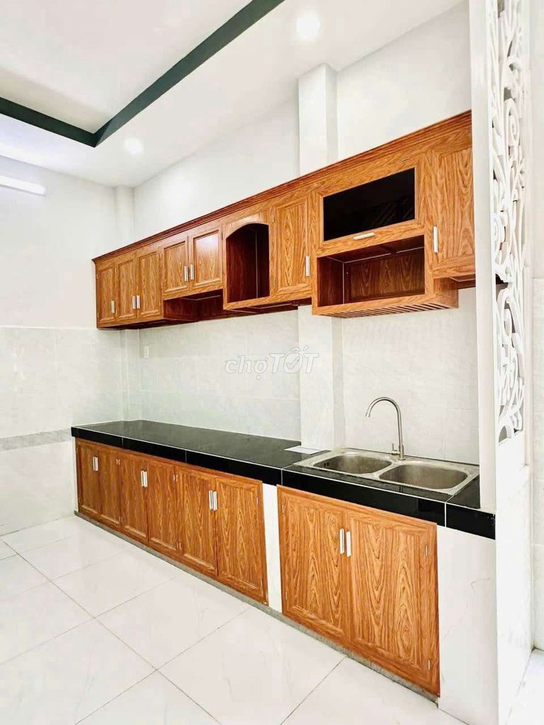 Nice new home. 634/ Tỉnh lộ 10.5 million.