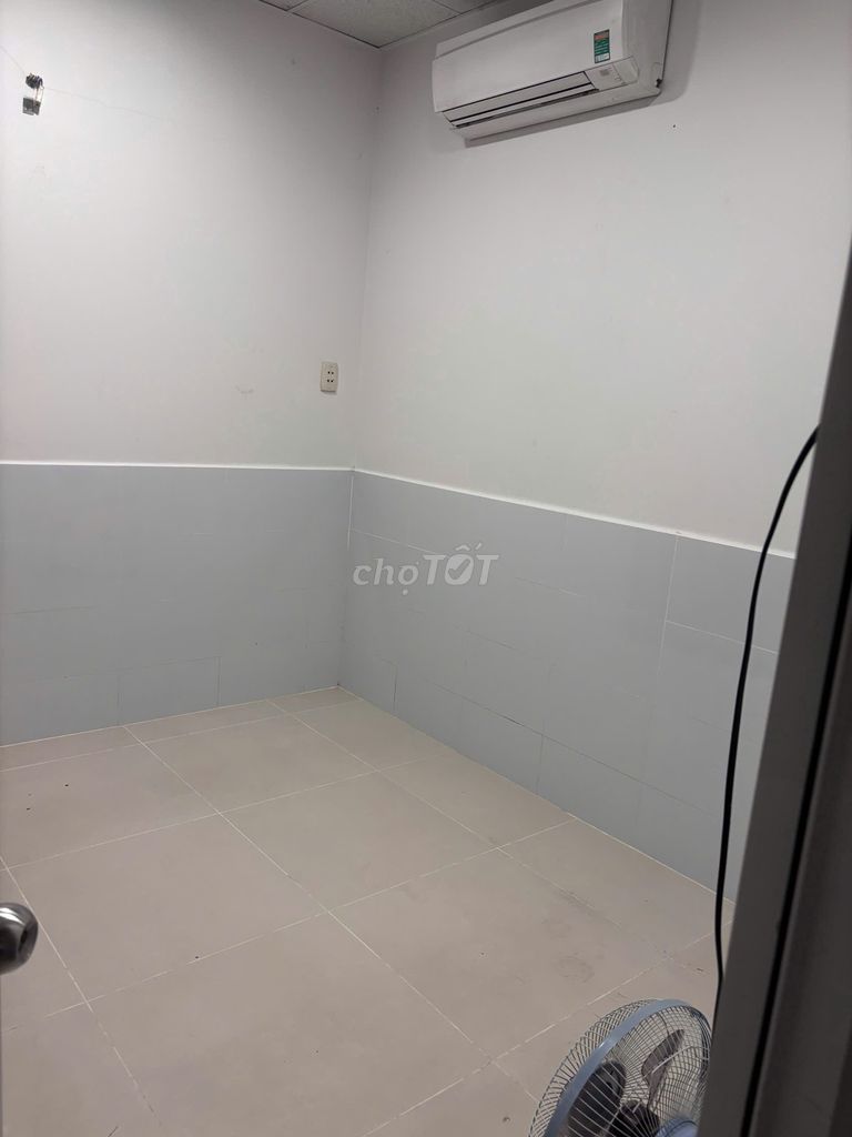 Rent room 15 M2-- chief sentence, Bình Thạnh