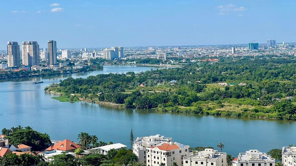 The basic interior is two beautiful river-view bedrooms at the Escondidom bằng, which is the apartment.
