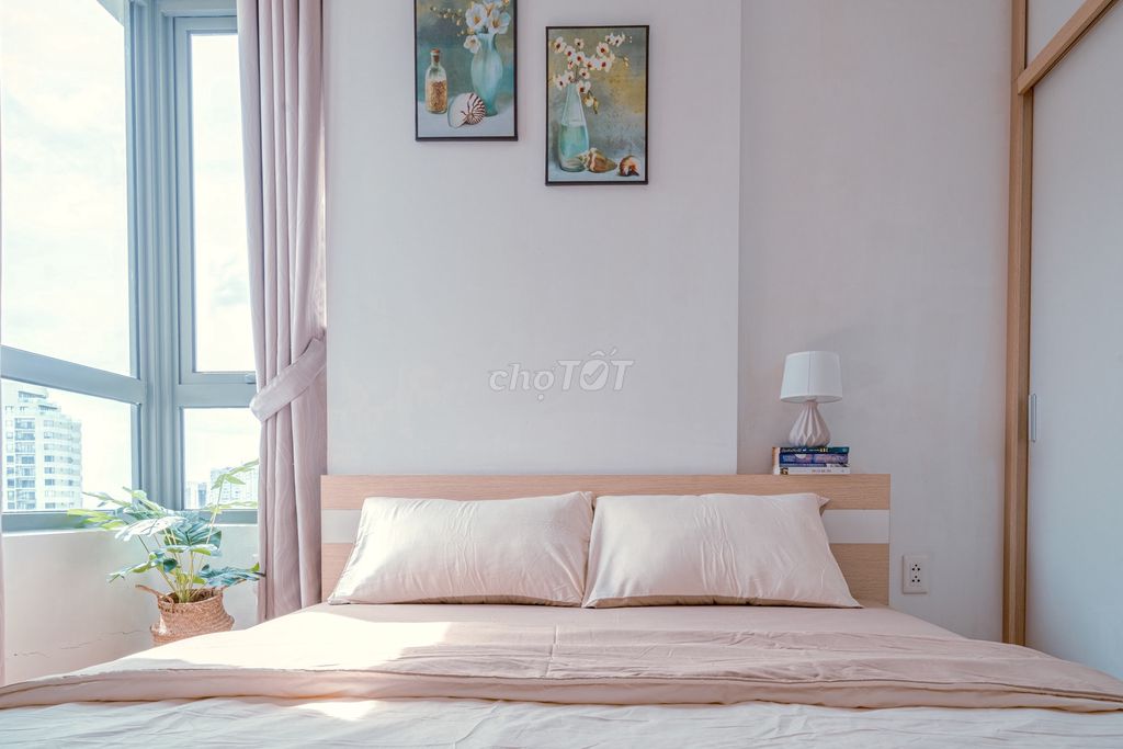 Nice house at Masteri Thảo Điền 2 bedroom-18 million with full interior.