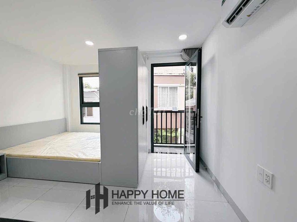 New house, bandey, big garage, Phan Xích Long Road - too convenient