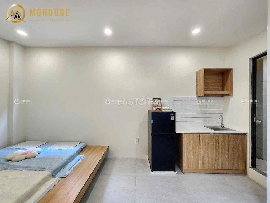 The new studio apartment is brand new.