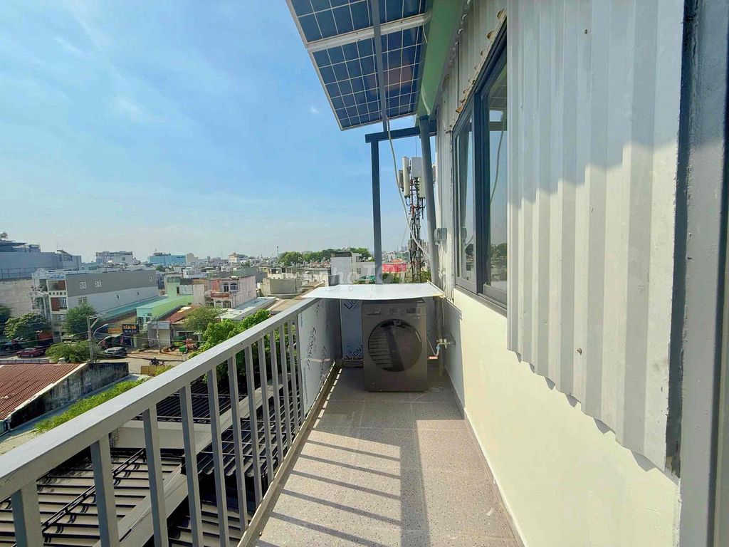 Public balcony studio -- private washing machine near Etown Republic, New Fuji