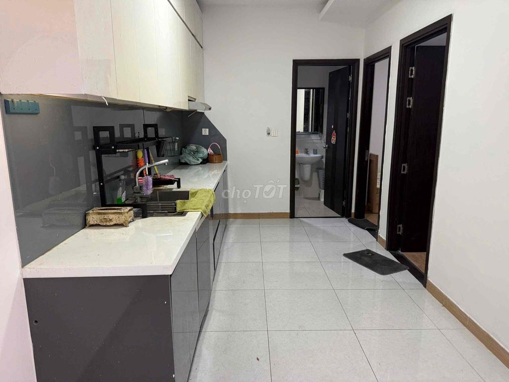 Rent the German Er Town apartment of the New Americas Tp Hccm