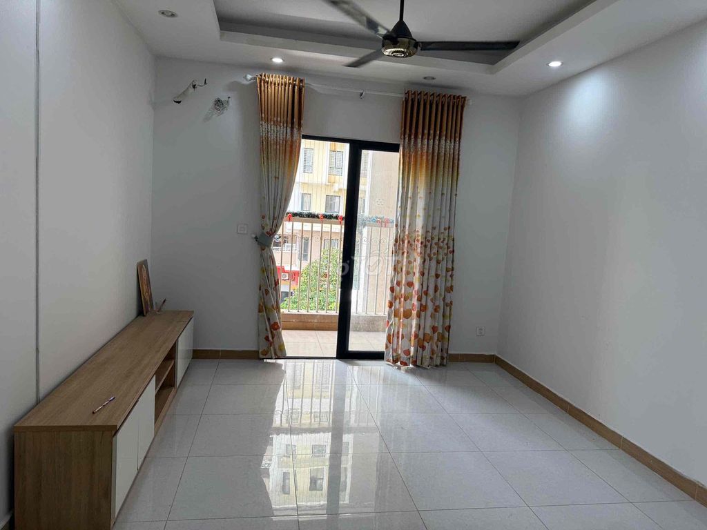Rent the German Er Town apartment of the New Americas Tp Hccm