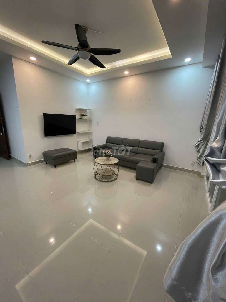 Rent apartment 3 bedrooms*the corner of decor Full interior* BellezaQ7*102 m2*12 million