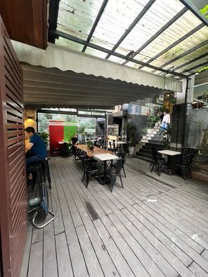 Rent a Trần Cao Vân across 30 M, fit in as a coffee house