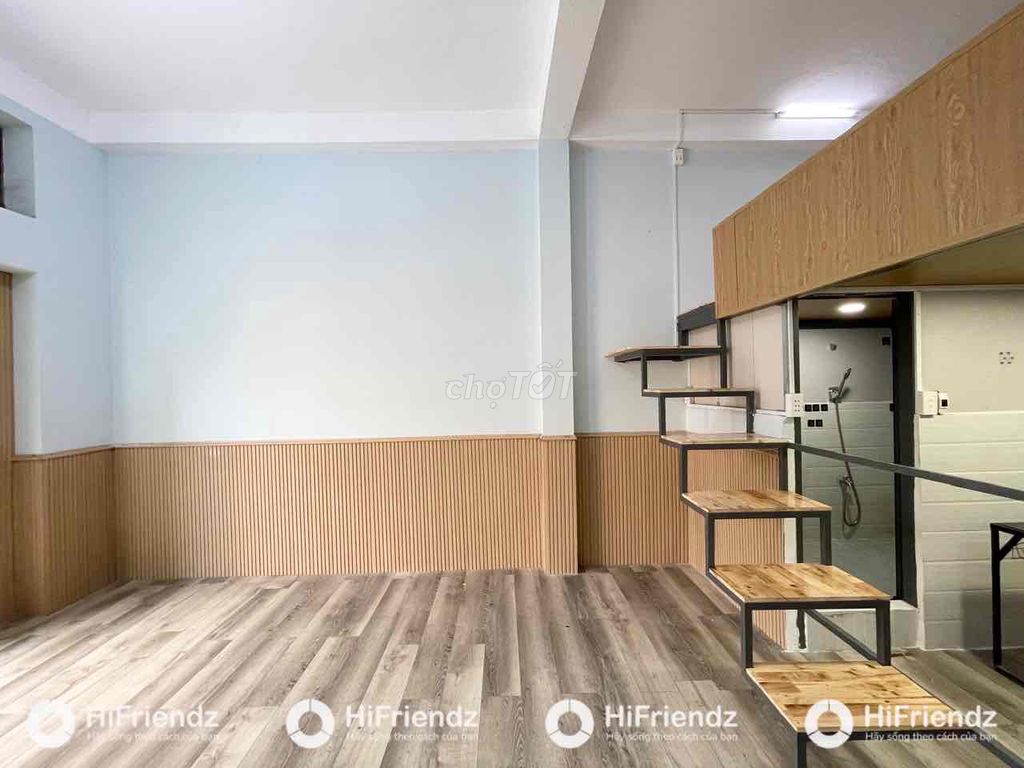 The super-wide balcony is ready for the internal interiors immediately Tô Hiệu, Tân Phú