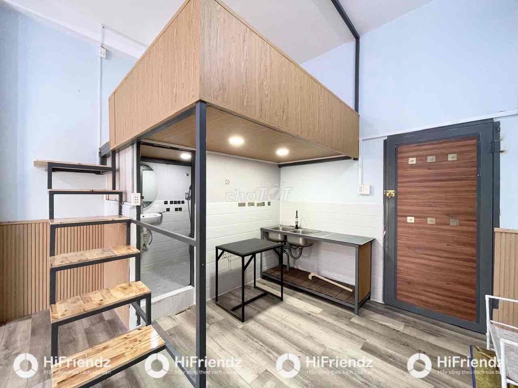 The super-wide balcony is ready for the internal interiors immediately Tô Hiệu, Tân Phú