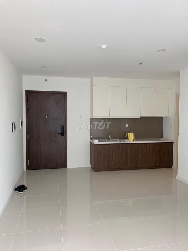 Rent Central Premium District 8 3 bedrooms 2 basic interior toilets
