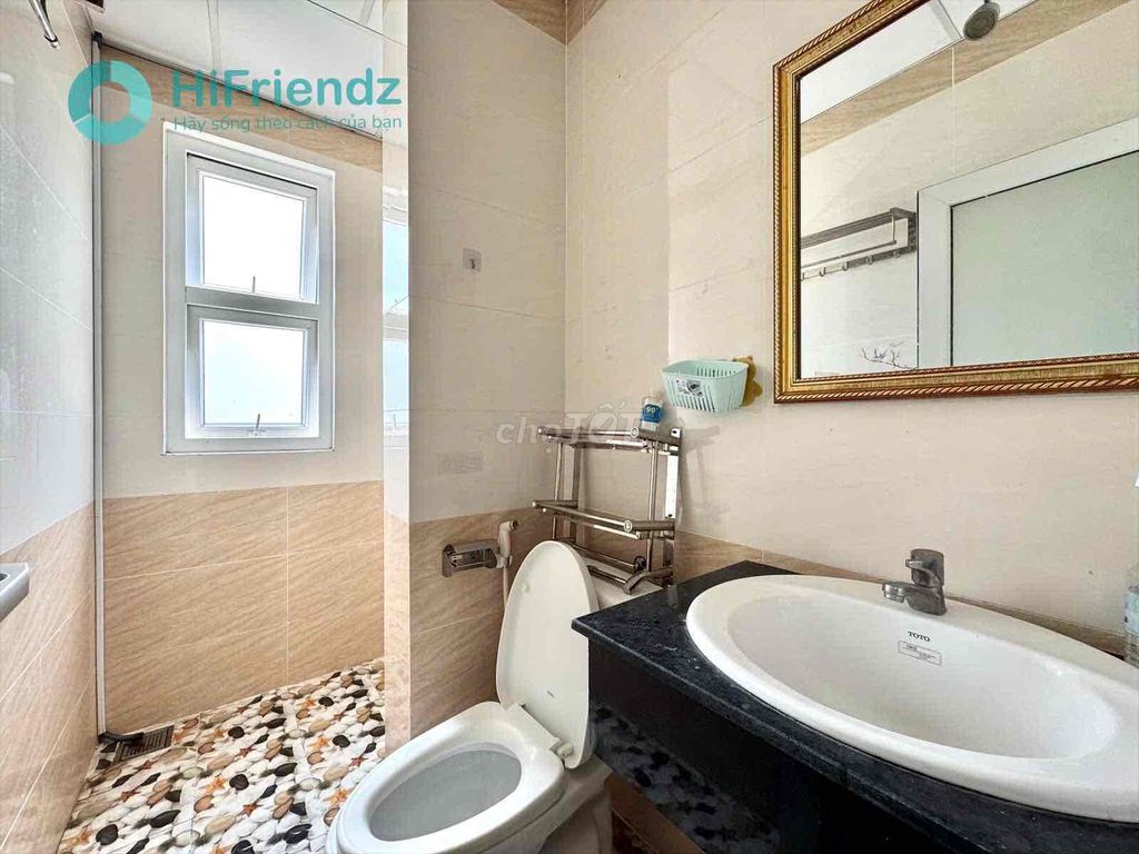 Super open balcony apartment near the center of District 8