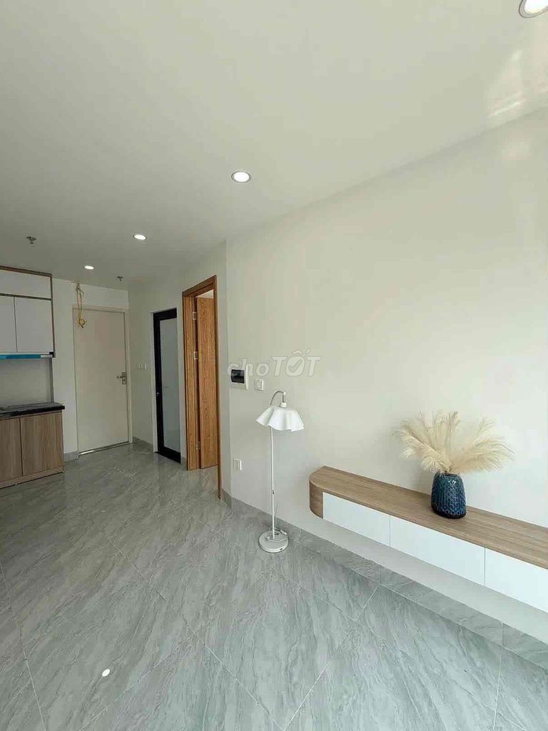 Room one, balcony kitchen, second floor!