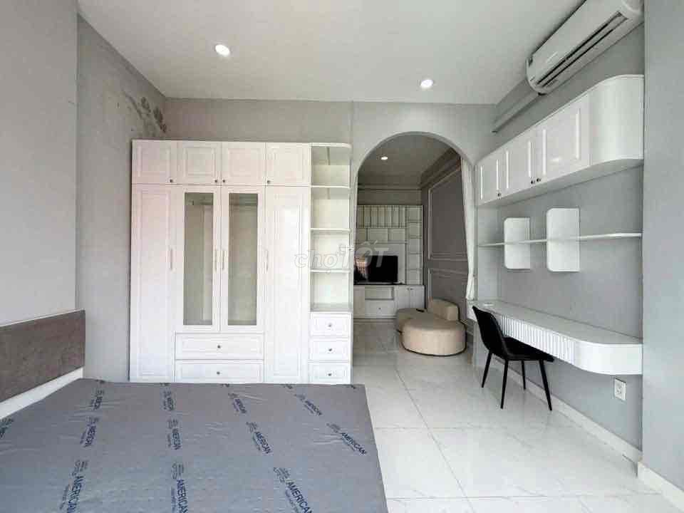 Rent a bedroom - Bancol - right here at the S.E.L.D.