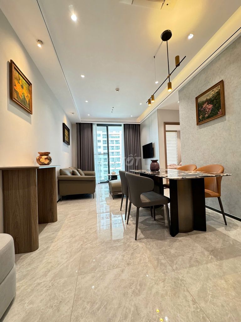 Need to rent apartment The Horizon 5'7", 2 bedroom 2 toilets, nice house, good price