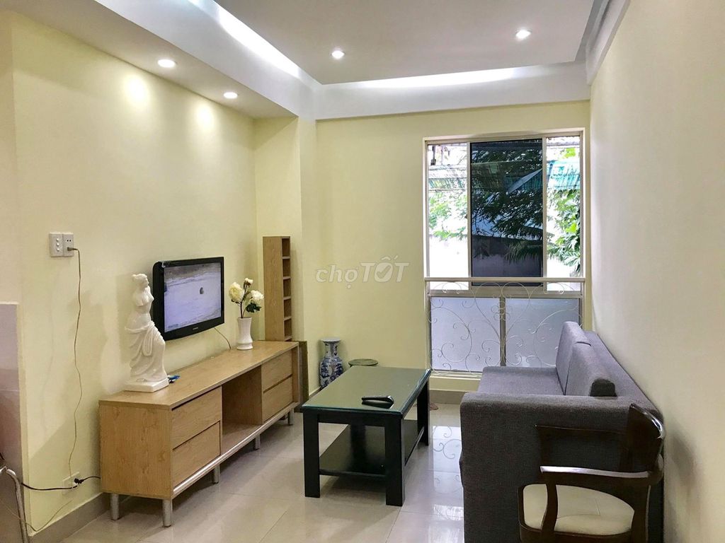Rent apartment 44 Đặng Văn Ngữ Phú Nhuận – 74 M2 (2 bedroom - 2 toilets) – 13 million