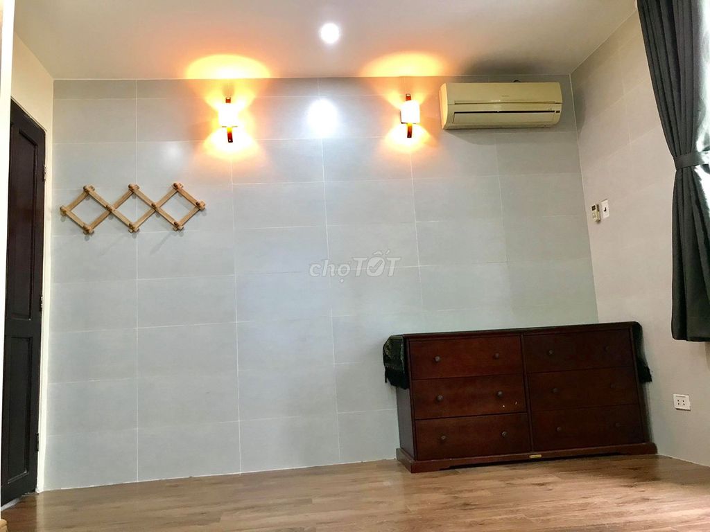 Rent apartment 44 Đặng Văn Ngữ Phú Nhuận – 74 M2 (2 bedroom - 2 toilets) – 13 million