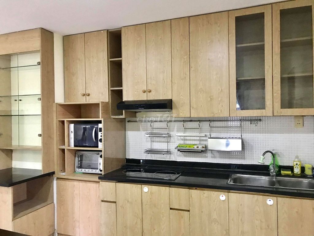 Rent apartment 44 Đặng Văn Ngữ Phú Nhuận – 74 M2 (2 bedroom - 2 toilets) – 13 million
