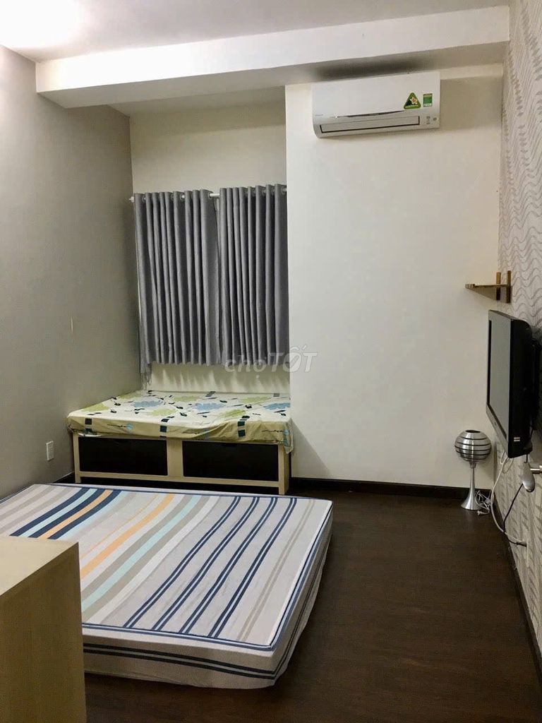 Rent Carillon 2 Q apartment. Tân Phú. Three bedrooms - two toilets - 13 million a month.