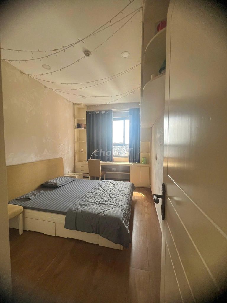 Need to rent apartment Jason, 2 bedrooms, 79 meters 2 balcony, full interior for 9 million a month