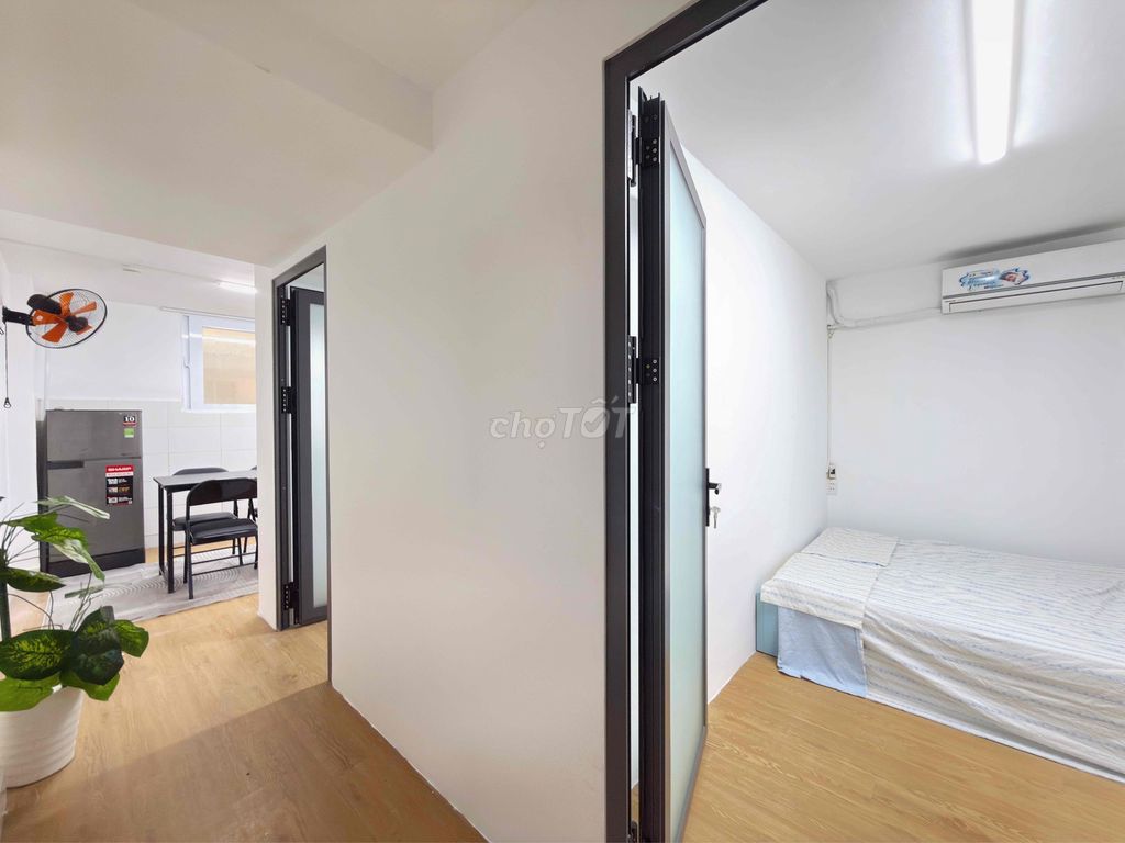 Two bedrooms. One room. 60 M2 01. Private washing machine.