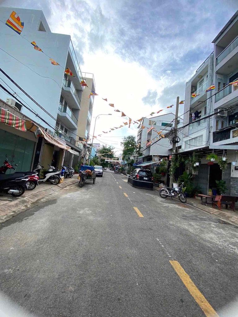 1st Lương Trúc Đàm-Tea Lam 8 x 20 meters per floating floor 23 million