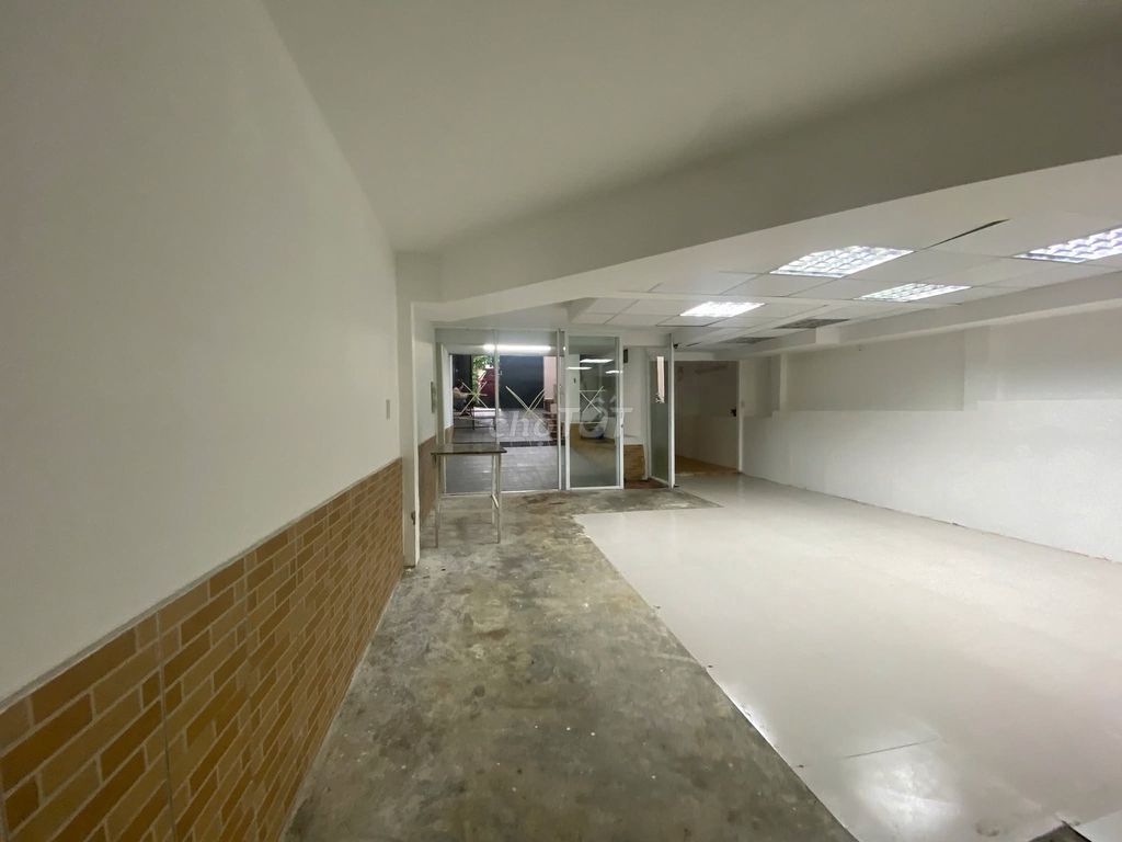 Hires for 3 floors of An Phú-Anhed