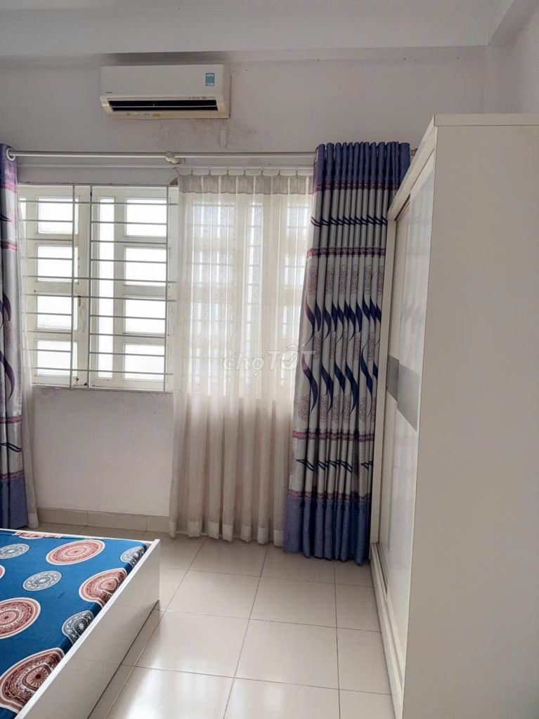 Rent the Pre-President 41 Antrestrestress 50 meters away.