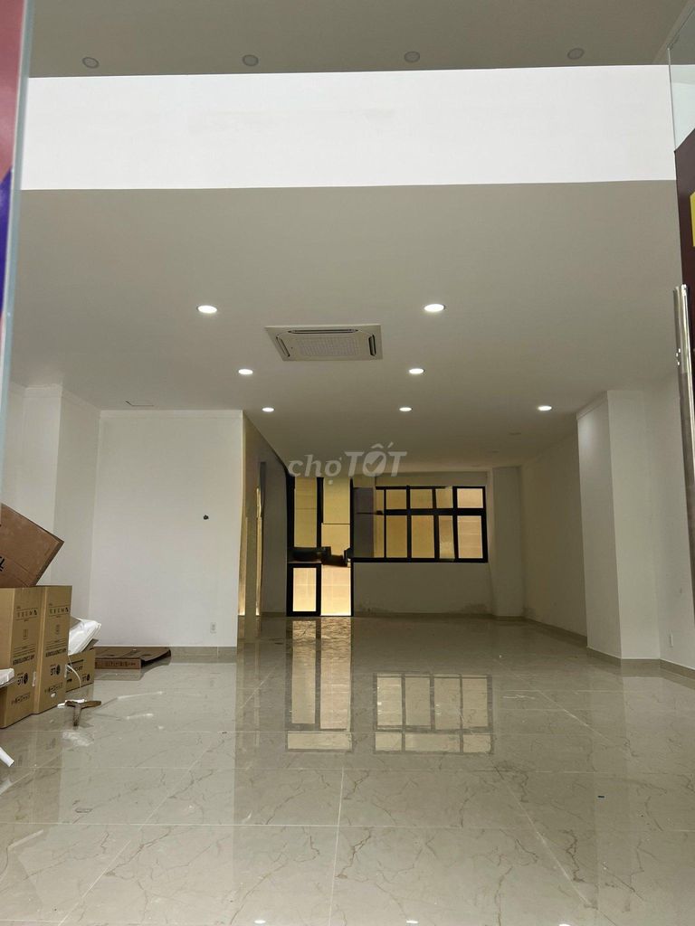 Rent a new New York City cash house, Thủ Đức, 65 million a month.