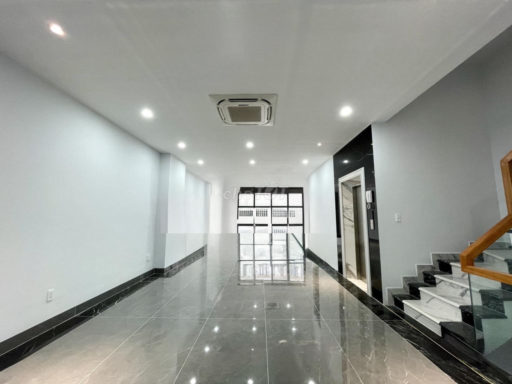 Rent a new New York City cash house, Thủ Đức, 65 million a month.