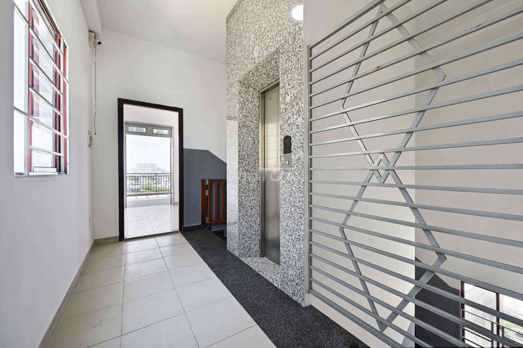 Rent a five-story Nguyễn Thị Kiểu P.Hiệp Thành District 12-30 million.