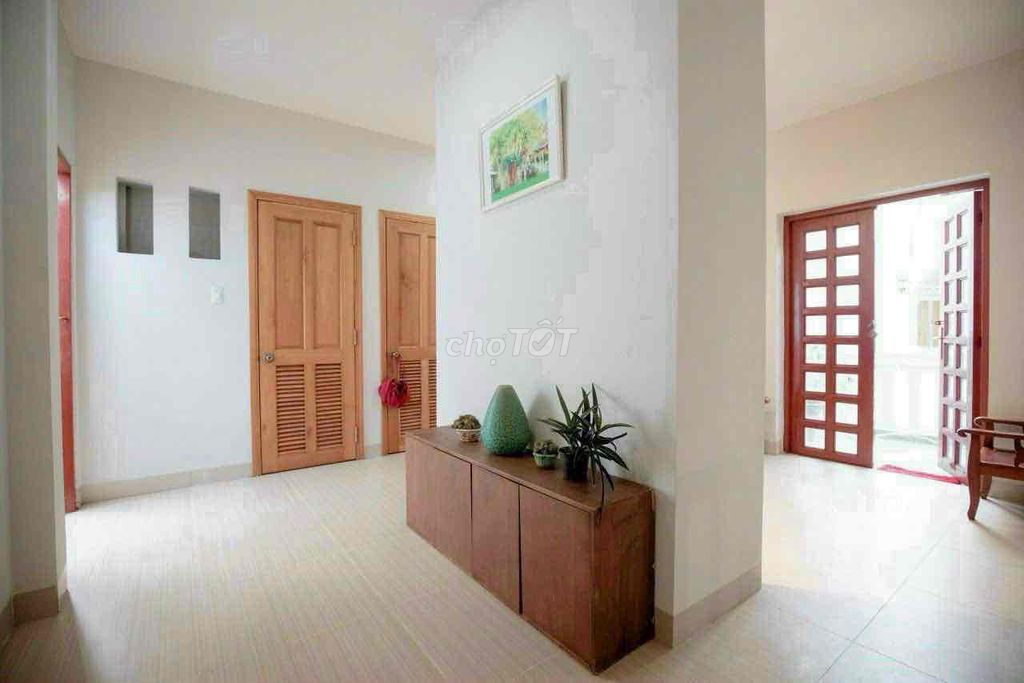 10 x 10 meters, 3 floor four bedroom.5 Phạm Văn Chiêu toilet.