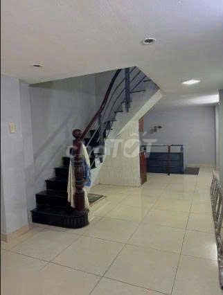 3rd floor bedroom 1.q0 3.2 x 11