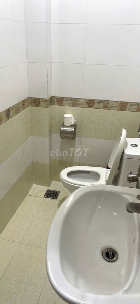 The motel room has an Nb Tạ Quang Bửu-7-5-5. Full interior, pccc, new